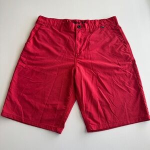 Hurley Nike Dri-Fit Shorts Men's Size 34 Red Flat Front Athleisure Golf Vacation